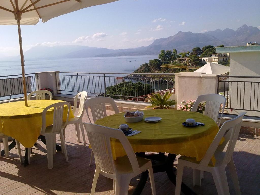 La Caletta Bed & Breakfast Santa Flavia Bagian luar foto
